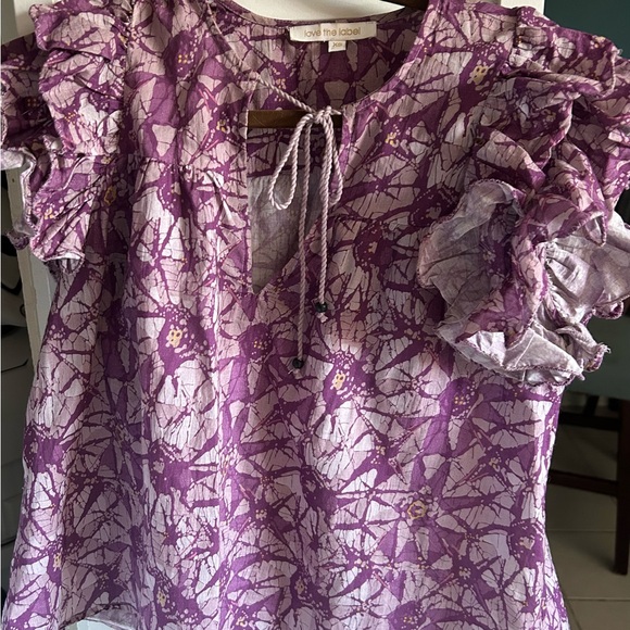4xHP!! Anthropologie Love the Label Ruffled Shoulders Top Starlight Purple, XS - Picture 4 of 5